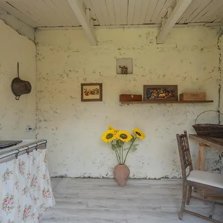 شقة Romantic House With Jacuzzi By Rent All Como Vecchio