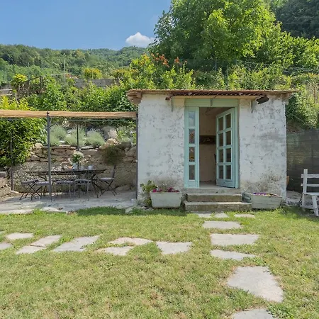 شقة Romantic House With Jacuzzi By Rent All Como Vecchio